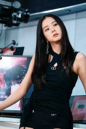 Jisoo OnlyFans Leaked Free Thumbnail Picture - #fnqamHHFQU