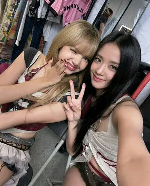 Jisoo OnlyFans Leaked Free Thumbnail Picture - #frwroqcs4q