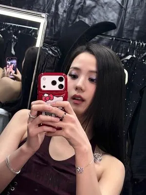 Jisoo OnlyFans Leaked Free Thumbnail Picture - #gdUzaFXma8