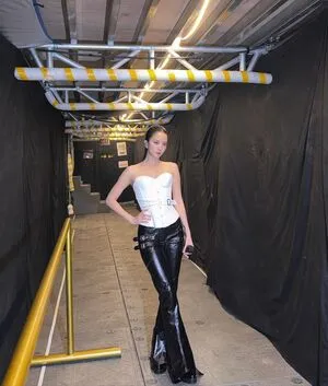 Jisoo OnlyFans Leaked Free Thumbnail Picture - #kEuPN76Gv8