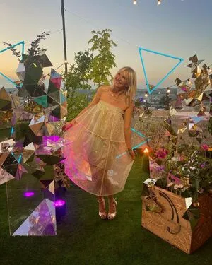 Jo Whiley OnlyFans Leaked Free Thumbnail Picture - #3LjvuLk377