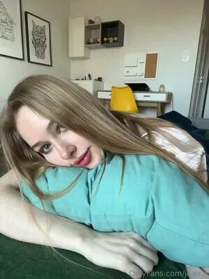 Joan N OnlyFans Leaked Free Thumbnail Picture - #DbrAzWMlpg