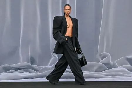 Joan Smalls OnlyFans Leaked Free Thumbnail Picture - #BWMPULzERA