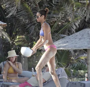 Joan Smalls OnlyFans Leaked Free Thumbnail Picture - #rzKIPbUkUS