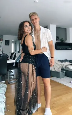 Joanachlips OnlyFans Leaked Free Thumbnail Picture - #1ewfBOV9k8