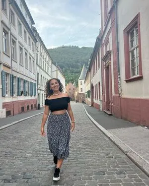 Joanachlips OnlyFans Leaked Free Thumbnail Picture - #2lM5Ui6Ajx