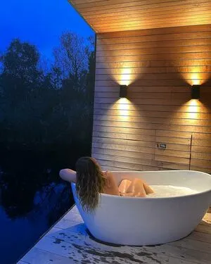 Joann Van Den Herik OnlyFans Leaked Free Thumbnail Picture - #4idEnu8OR9