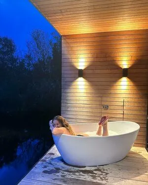 Joann Van Den Herik OnlyFans Leaked Free Thumbnail Picture - #leFF62HMVA
