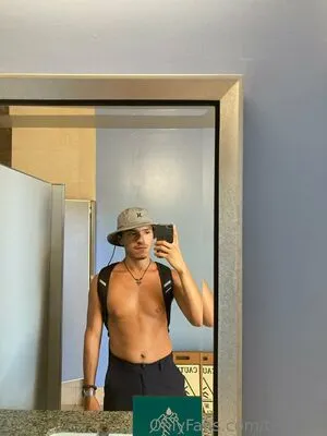 Joanraay OnlyFans Leaked Free Thumbnail Picture - #qLfWQAYes4