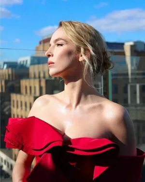 Jodie Comer OnlyFans Leaked Free Thumbnail Picture - #N5DxdlgVvh