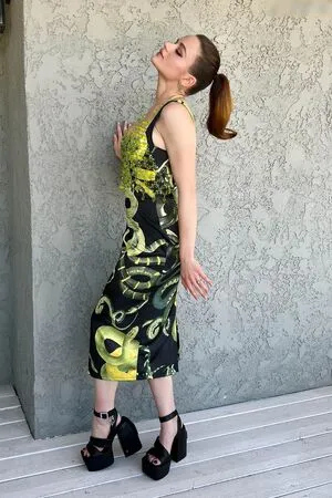 Joey King OnlyFans Leaked Free Thumbnail Picture - #5iNlcT3eAx