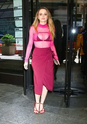 Joey King OnlyFans Leaked Free Thumbnail Picture - #8uVOHdngtr