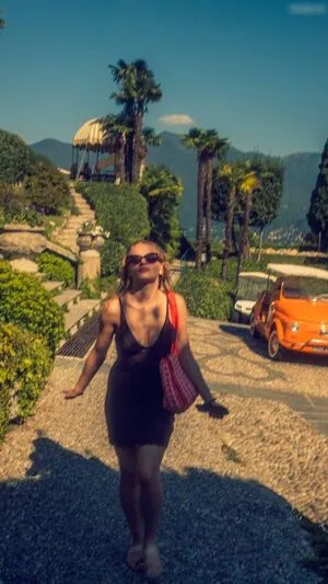 Joey King OnlyFans Leaked Free Thumbnail Picture - #AWvUYCjY8z
