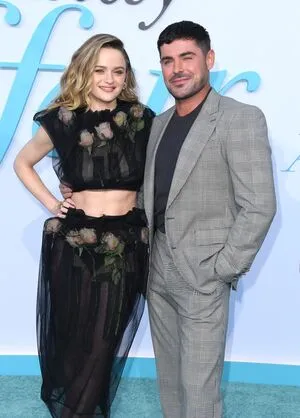 Joey King OnlyFans Leaked Free Thumbnail Picture - #El2jpgo1AO