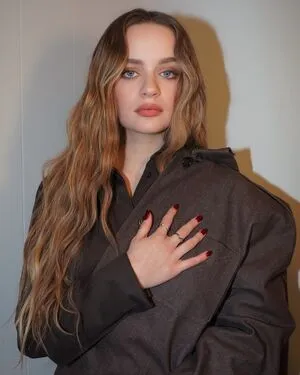 Joey King OnlyFans Leaked Free Thumbnail Picture - #M2rtLtQPmN