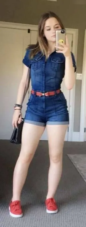 Joey King OnlyFans Leaked Free Thumbnail Picture - #MWmEzbrssj