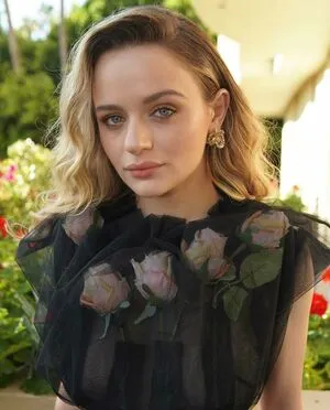Joey King OnlyFans Leaked Free Thumbnail Picture - #PaqvHhRMm9