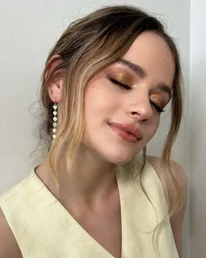 Joey King OnlyFans Leaked Free Thumbnail Picture - #Z89cooNS1Y