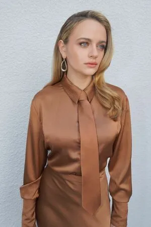 Joey King OnlyFans Leaked Free Thumbnail Picture - #dMPCL4iBAc
