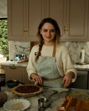 Joey King OnlyFans Leaked Free Thumbnail Picture - #dwBY5HGIE7