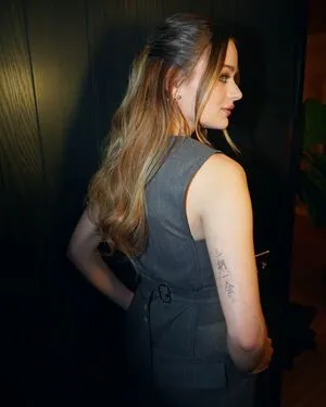 Joey King OnlyFans Leaked Free Thumbnail Picture - #nxrtOdgryx