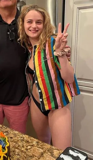 Joey King OnlyFans Leaked Free Thumbnail Picture - #r4xZUkZeCv