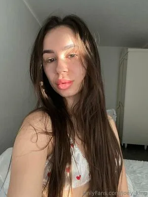 Joey King OnlyFans Leaked Free Thumbnail Picture - #rAG9ENjGle