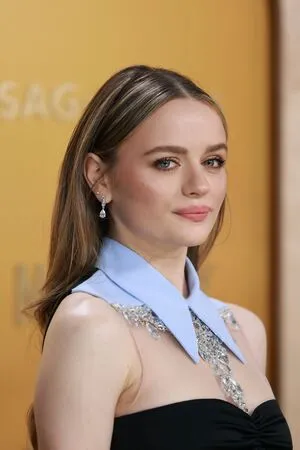 Joey King OnlyFans Leaked Free Thumbnail Picture - #sRbPziZ8yo