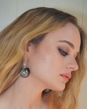 Joey King OnlyFans Leaked Free Thumbnail Picture - #u5fwsL7FeE