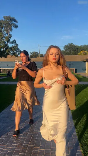 Joey King OnlyFans Leaked Free Thumbnail Picture - #vHMA4EA2nq
