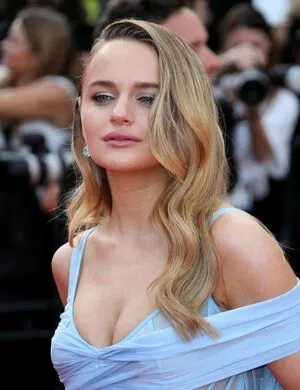 Joey King OnlyFans Leaked Free Thumbnail Picture - #vhdoIS416e