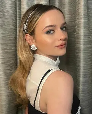 Joey King OnlyFans Leaked Free Thumbnail Picture - #zyWGyZj7Q9