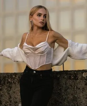 Johanna Rbk OnlyFans Leaked Free Thumbnail Picture - #p2deHZhhlC