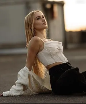 Johanna Rbk OnlyFans Leaked Free Thumbnail Picture - #t5Ffh6l9mE