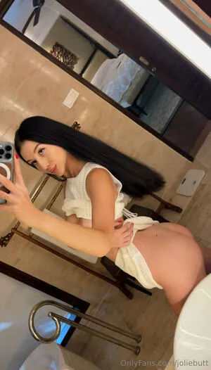 Joliebutt OnlyFans Leaked Free Thumbnail Picture - #yoJmPuYdq5