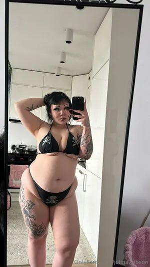 Jolina Gibson OnlyFans Leaked Free Thumbnail Picture - #x0Sky2fqyM