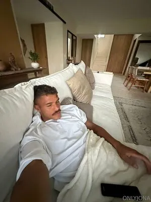 Jona2santos OnlyFans Leaked Free Thumbnail Picture - #iftdpK2bzg