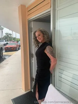 Jonnaraizey Com OnlyFans Leaked Free Thumbnail Picture - #wy7nKS0T0c