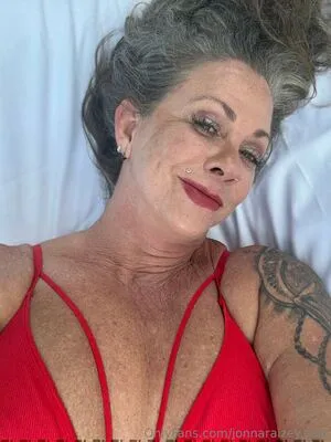 Jonnaraizey Com OnlyFans Leaked Free Thumbnail Picture - #x9C6AqQ2cy