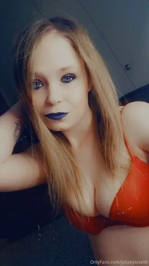 Jonzeylove96 OnlyFans Leaked Free Thumbnail Picture - #8ckZ2logZv