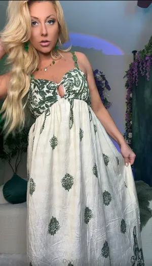 Jordanamanda23 OnlyFans Leaked Free Thumbnail Picture - #3g99d89Vtn