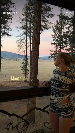 Jordyn Jones OnlyFans Leaked Free Thumbnail Picture - #ADUvGjEwN1