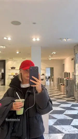 Jordyn Jones OnlyFans Leaked Free Thumbnail Picture - #P1bsVINOmn