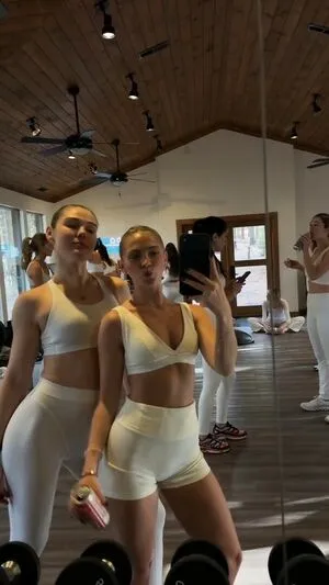 Jordyn Jones OnlyFans Leaked Free Thumbnail Picture - #fs1Ctyqdb1