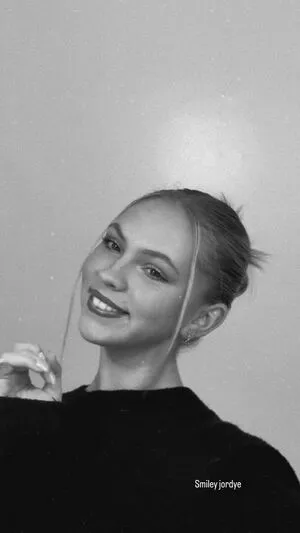 Jordyn Jones OnlyFans Leaked Free Thumbnail Picture - #j19CusK1Rx