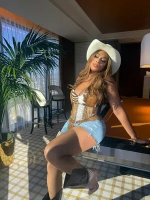 Jordyn Woods OnlyFans Leaked Free Thumbnail Picture - #s70pkMjNbx