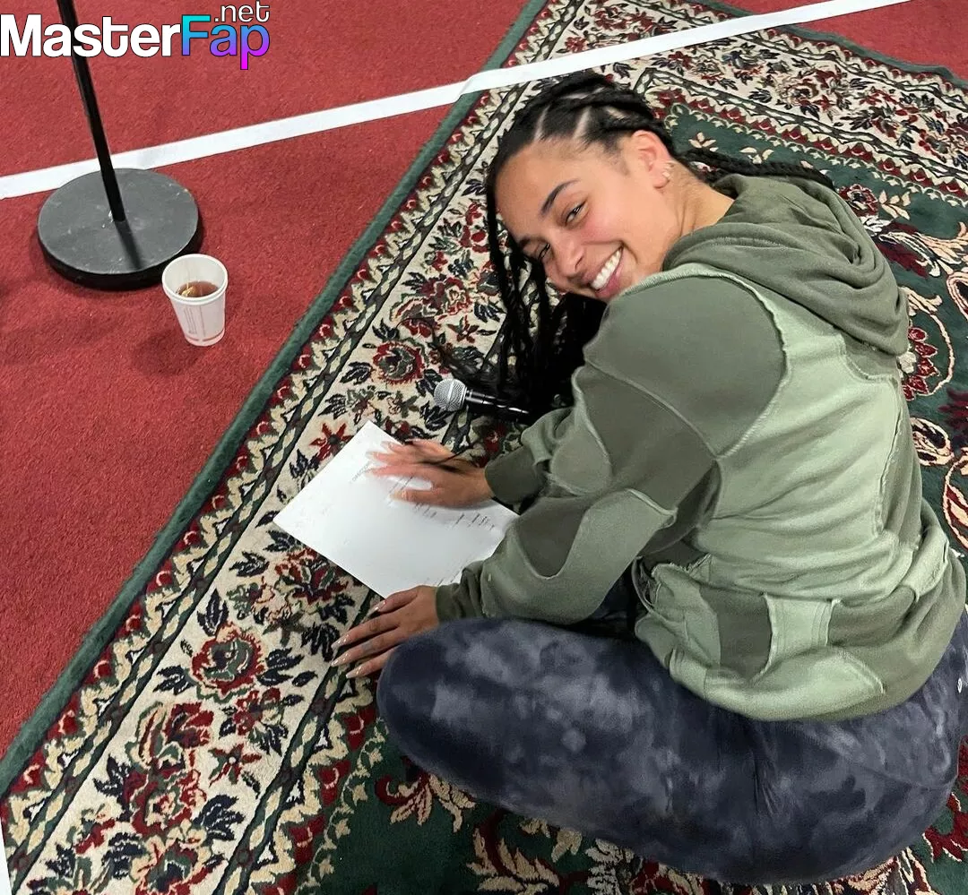 Jorja Smith Nude OnlyFans Leak Picture #FbfURtGXVP | MasterFap.net