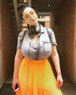 Josahandry Lia OnlyFans Leaked Free Thumbnail Picture - #o5G7p7QmsY