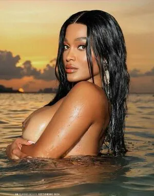 Joseline Hernandez Thumbnail Picture