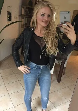 Josephine Welsch OnlyFans Leaked Free Thumbnail Picture - #1DeAIrdaK0